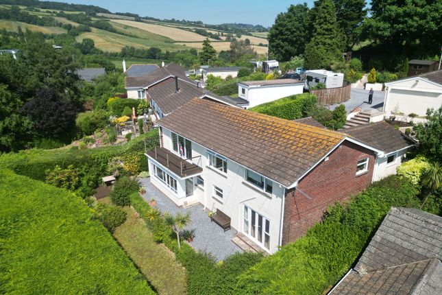 4, Lea Mount, Teignmouth photo 2