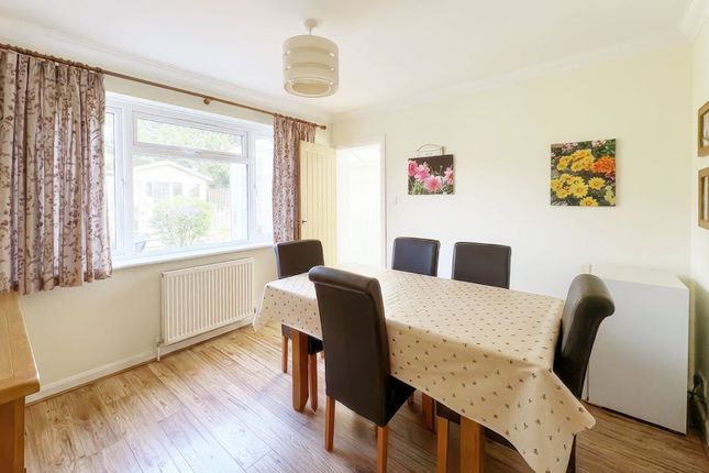 1, Plantation Way, West Sussex photo 4