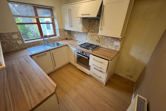 67, Beauchamp Avenue, KIDDERMINSTER photo 2