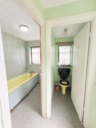 3 Burford Road, London photo 4