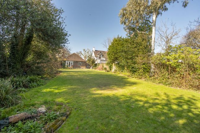 84, Wensleydale Road, Hampton photo 3