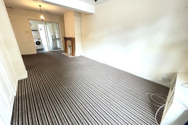 269 Prestwood Road, Wolverhampton photo 2