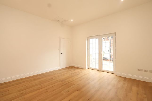 22 Springfield Valley, St. Leonards-On-Sea photo 4