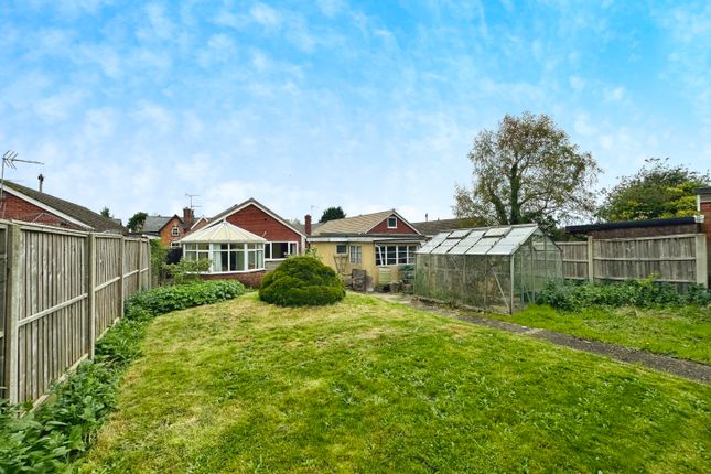 Bungalow for sale in High Street, Skellingthorpe, Lincoln