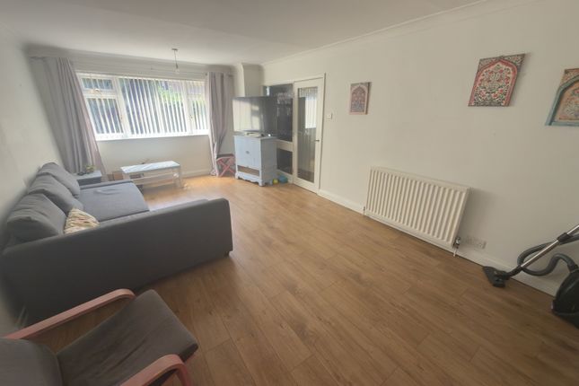 38 Rufford Road, Stourbridge photo 3