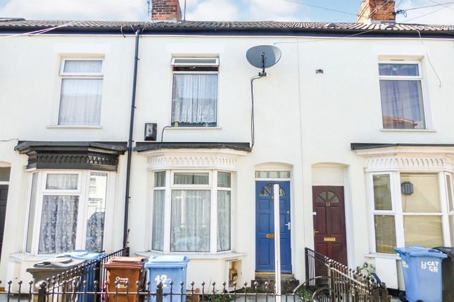 Thumbnail Terraced house for sale in Catherine Grove, Hull