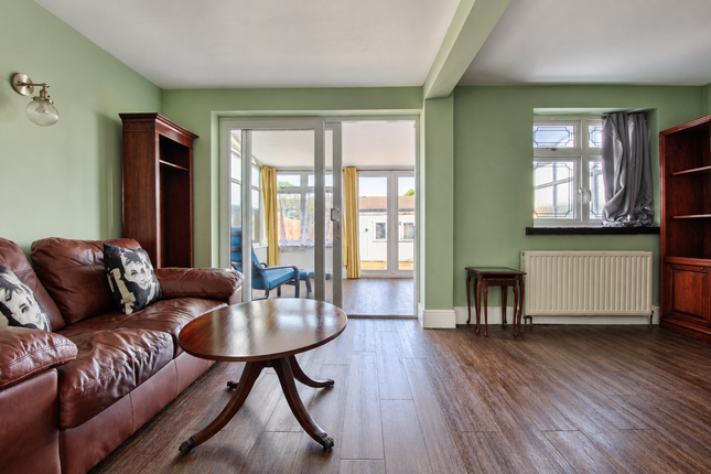 Collier Row, Romford photo 3