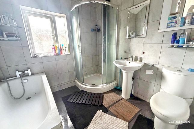8, Wharfedale Gardens, Thornton Heath photo 5