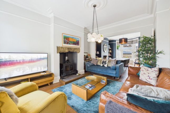2, Plevna Terrace, Bingley photo 3