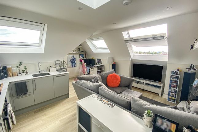 Flat 5 Wilson Court, 69a, Good Road, Poole photo 2