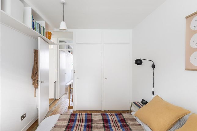 Flat for sale in Bowater House, Golden Lane Estate, London