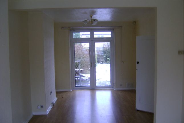 207, BRADFORD ROAD, BOLTON photo 2