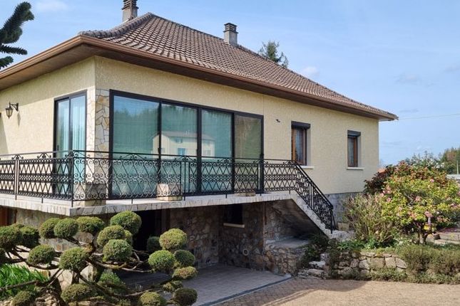 Property for sale in Nontron, Dordogne, Nouvelle-Aquitaine