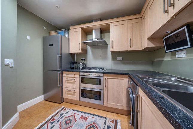 Flat for sale in Richmond Road, Caversham, Reading