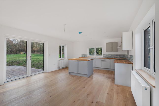 19a, South Road, Abington photo 2