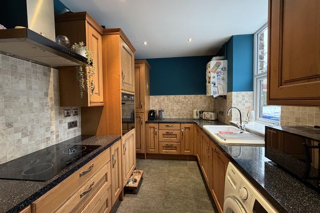 7, Boundary Cottages, Stalybridge photo 4
