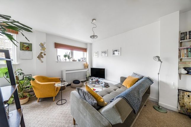Flat for sale in King House, London, Greater London