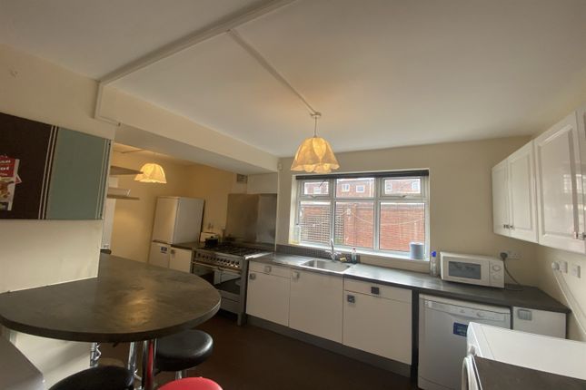 42, Lilac Grove (Room 4), Beeston, Nottingham photo 4
