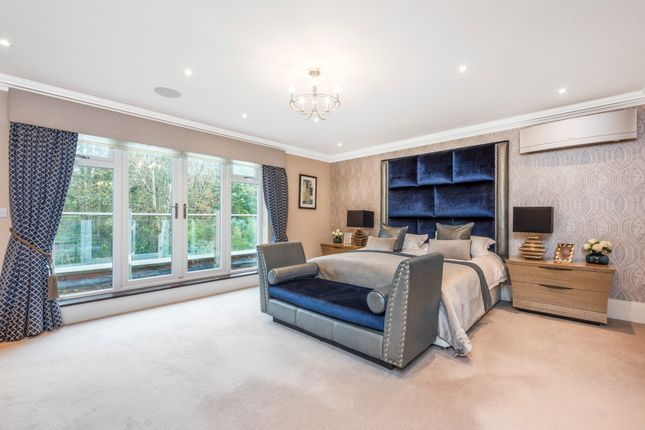 Detached house for sale in Dennis Lane, Stanmore