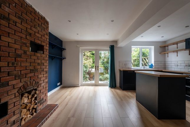 4, Roan Court, Macclesfield photo 5