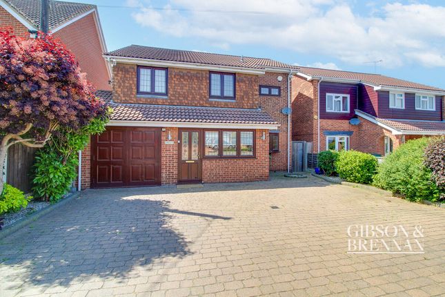 Detached house for sale in High Road, Basildon