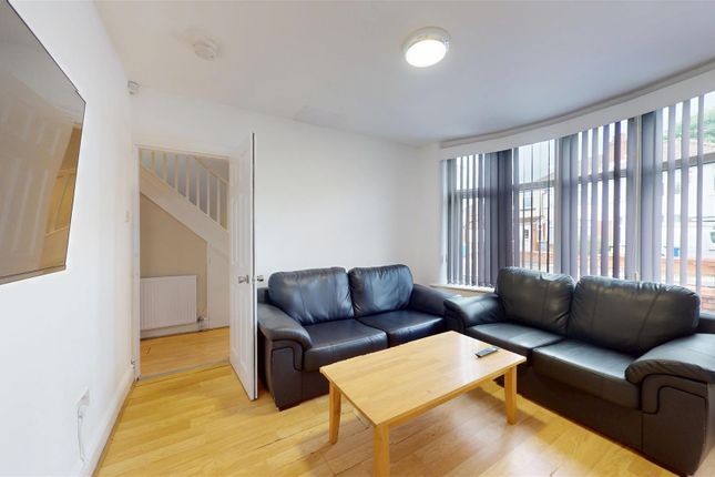 35, Delaine Road, Manchester photo 5