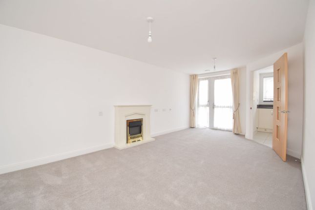 Edward Place, Churchfield Road, Walton on Thames photo 2