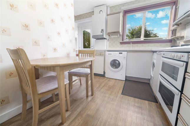 79, Logie Park, Glasgow photo 4