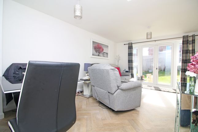 24, Wood Close, Kirkham photo 4