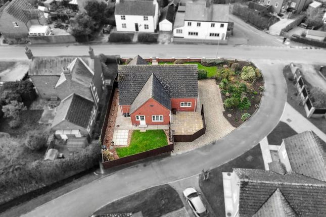 4 Crispin Close, Spalding photo 2