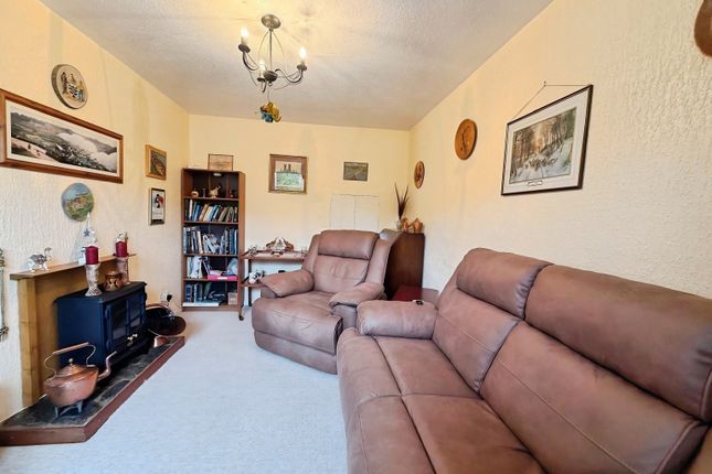 8, Shields Crescent, Castle Donington photo 5