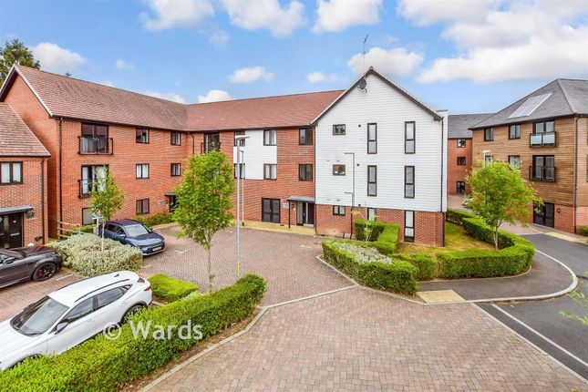 8, Charlotte Way, West Malling photo 2