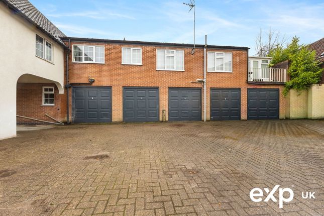8, Hutt Farm Court, Nottingham photo 2