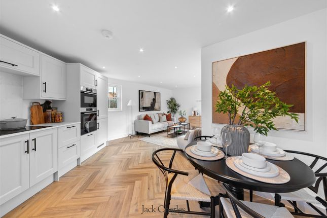 2-bed house on St Martin's House, Maidstone Road, Tonbridge, £400,000