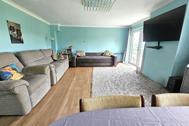 1, Arimoor Gardens, Tavistock photo 3