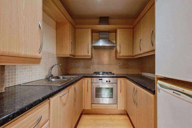 Apartment 4, Hillview House, 63, Main Street, Frodsham photo 4