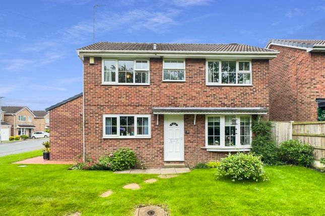 Thumbnail Detached house for sale in Mill Gate, Ackworth, Pontefract