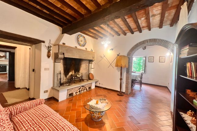 Thumbnail Town house for sale in Casina Del Cortile, Monterchi, Arezzo, Tuscany, Italy