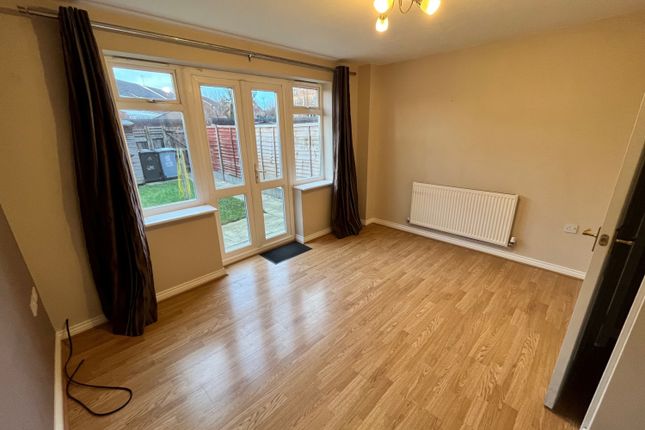 Mews house to rent in Redwood Drive, Crewe, Cheshire