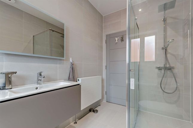 Ensuite.Jpeg