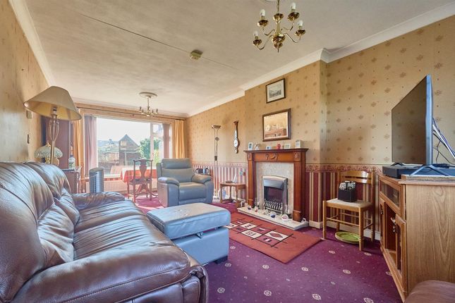 113, Arnolds Crescent, Newbold Verdon photo 3