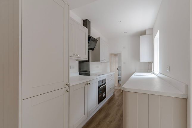 36 Romany Road, Norwich photo 3