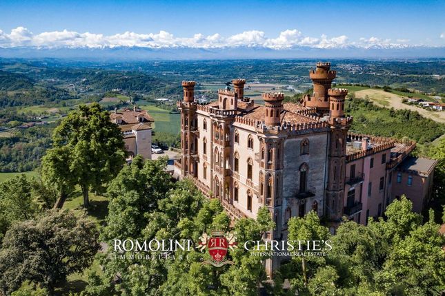 Property for sale in Barolo, Piedmont, Italy