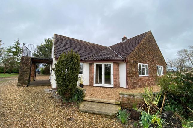 Thumbnail Detached house to rent in Stocklands Farm Bungalow, Stocklands Farm, Bath Road