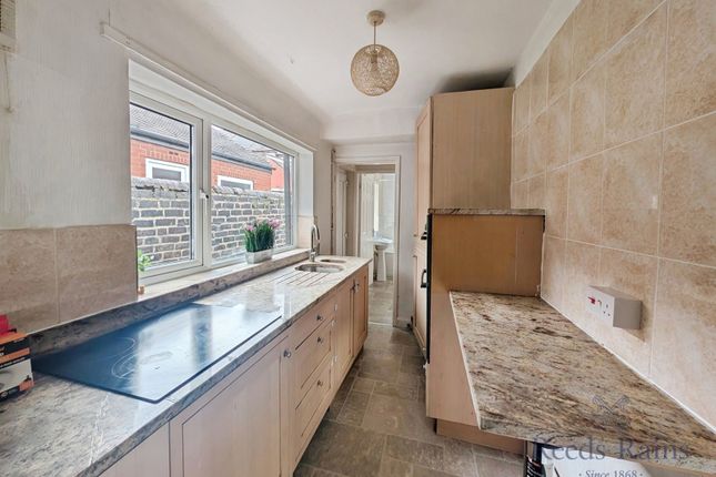 Franklyn Street, Staffordshire photo 3