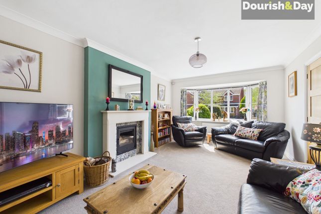3 Kingfisher Drive, Stafford photo 2
