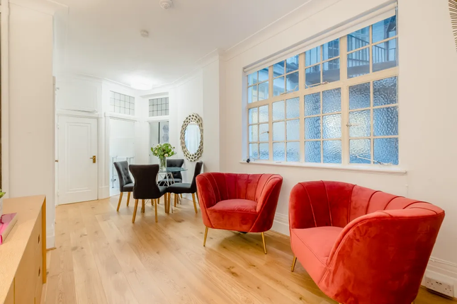 Thumbnail Flat to rent in Park Road, Regent's Park