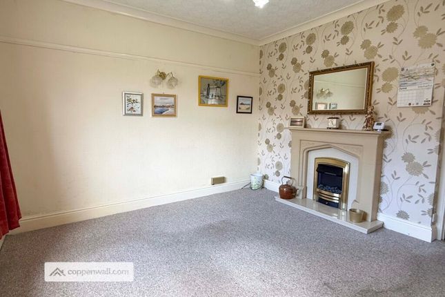 16, King St, Whitworth photo 2