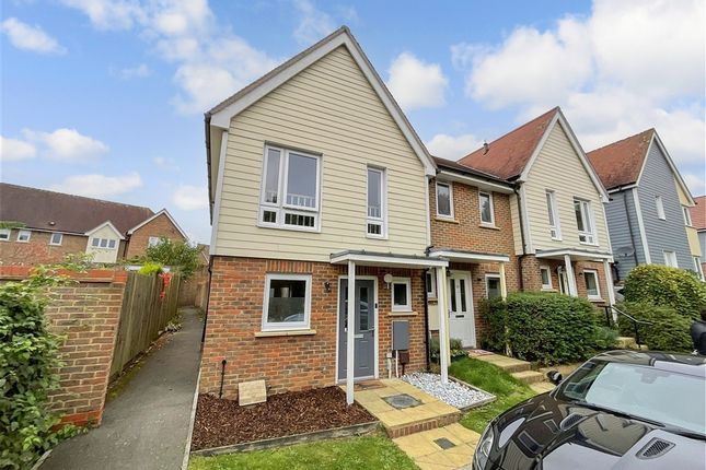 Funnell Drive, Haywards Heath photo 3