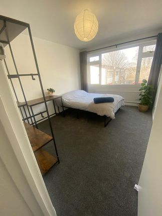 4 , Timberdene, Stapleton, Bristol photo 5